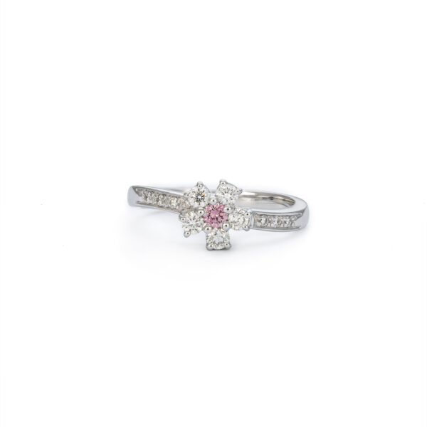 Pink diamond daisy ring