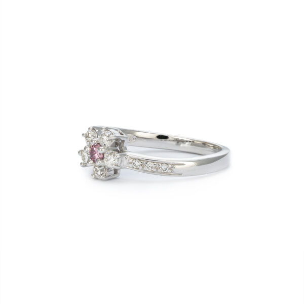 Pink diamond daisy ring