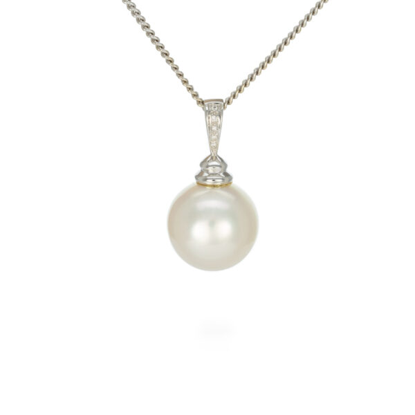 Broome south seas pearl and white diamond pendant