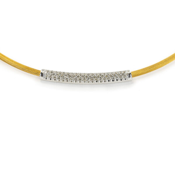 Yellow gold wire featuring white gold diamond encrusted bar