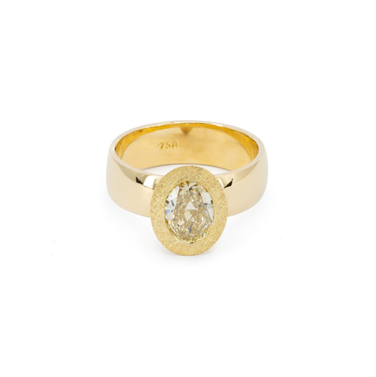 Light Yellow Oval Diamond Textured Ring