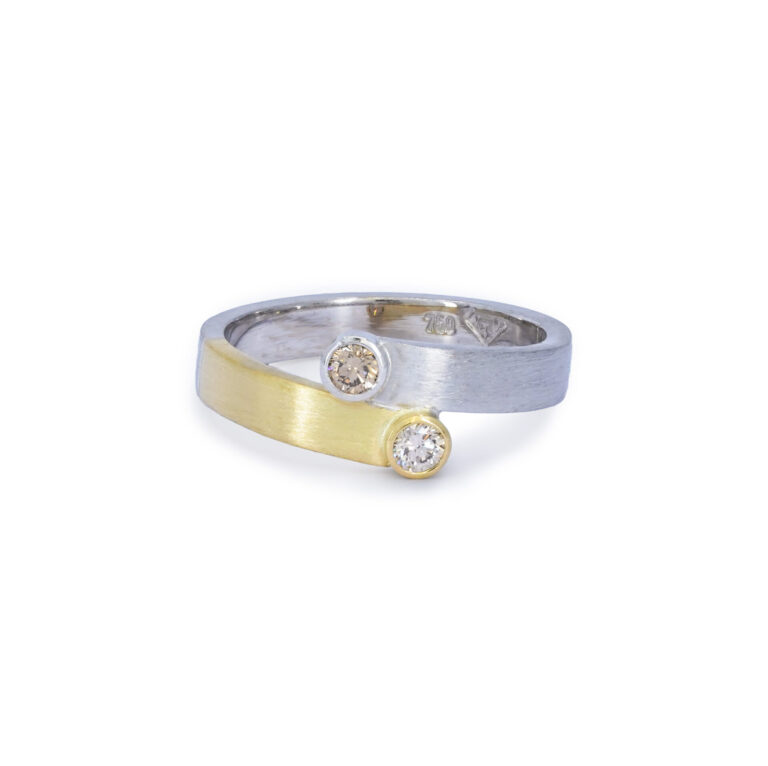 Two-Tone Argyle Diamond Ring